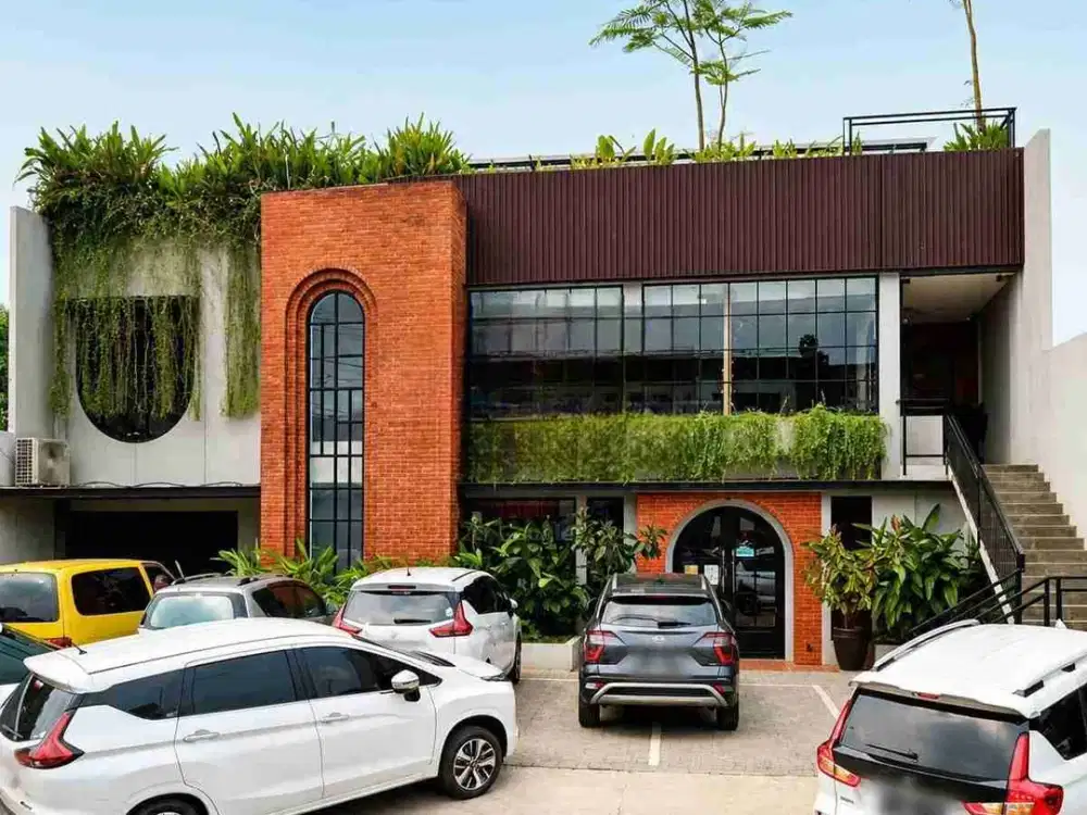Dijual gedung di Cilandak Antasari Jakarta Selatan