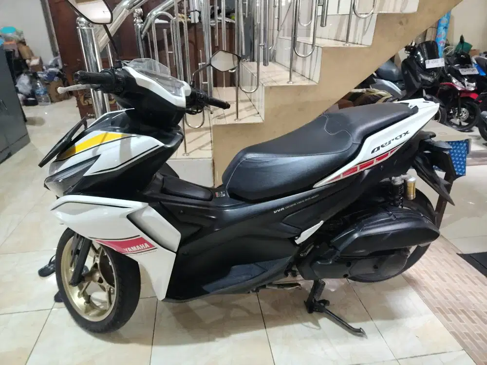 Aerox s keyless abs putih 2022awal Gbm