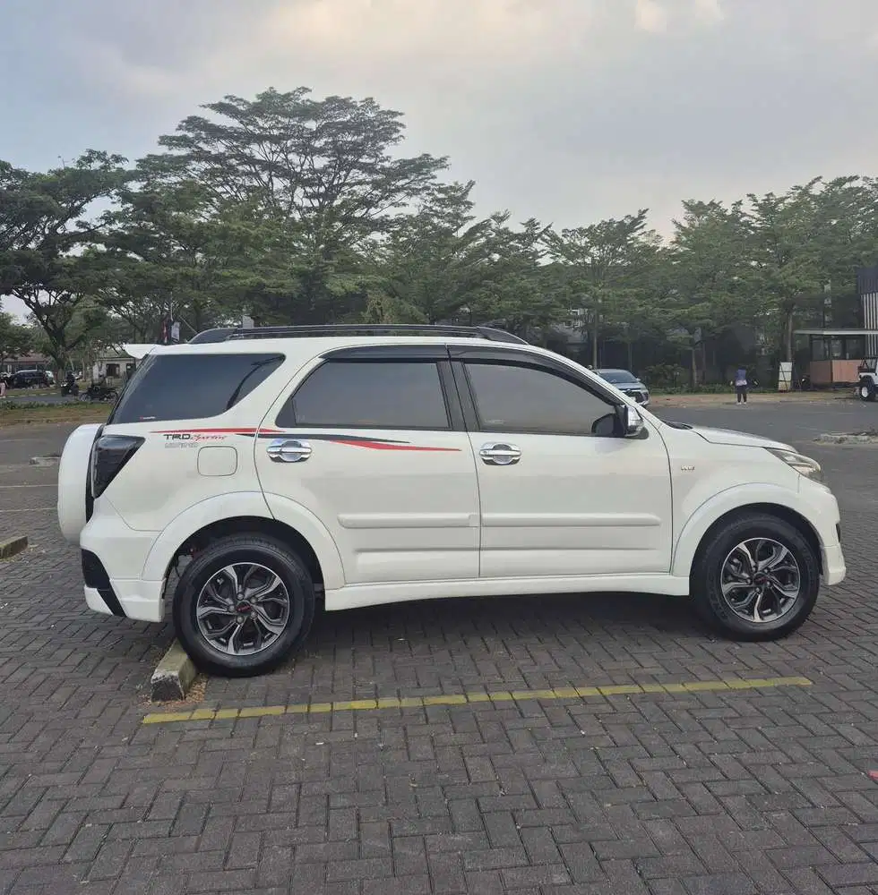 Toyota Rush 2016 Bensin