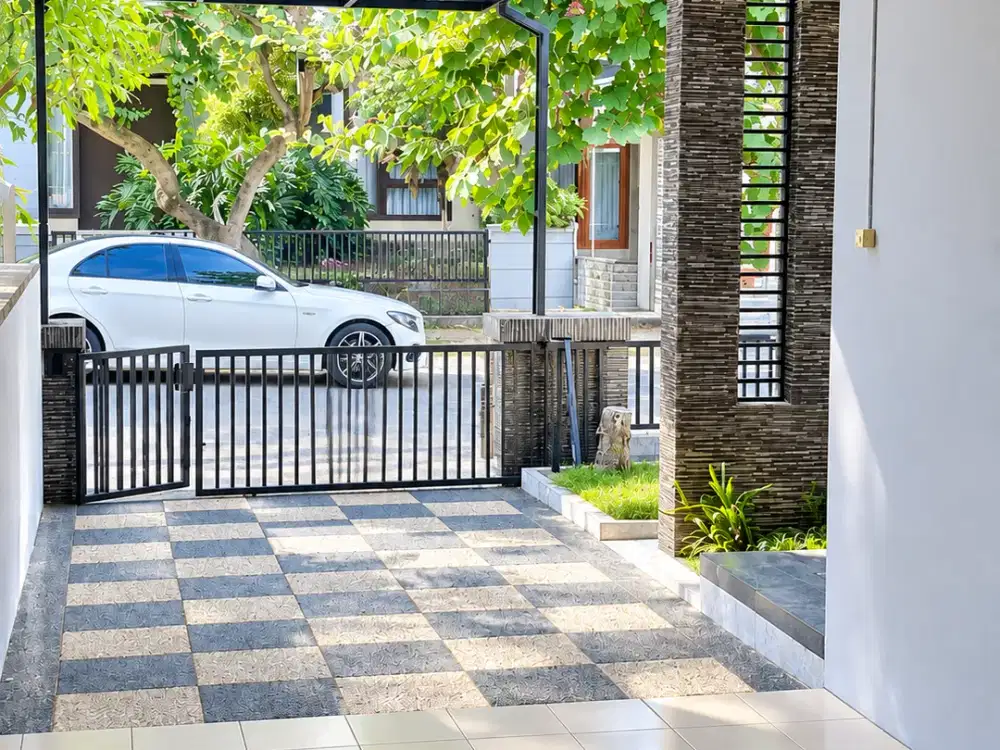 Rumah Mewah di Villa Puncak Tidar.MLG00180