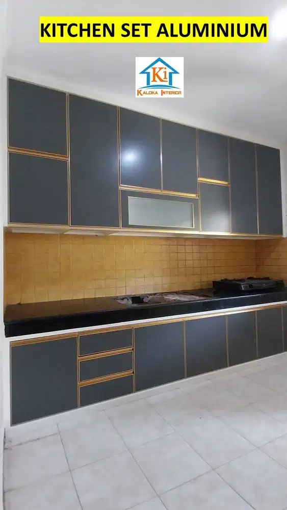 Jasa Pesan Kitchen Set Aluminium Surabaya, Kaloka Interior