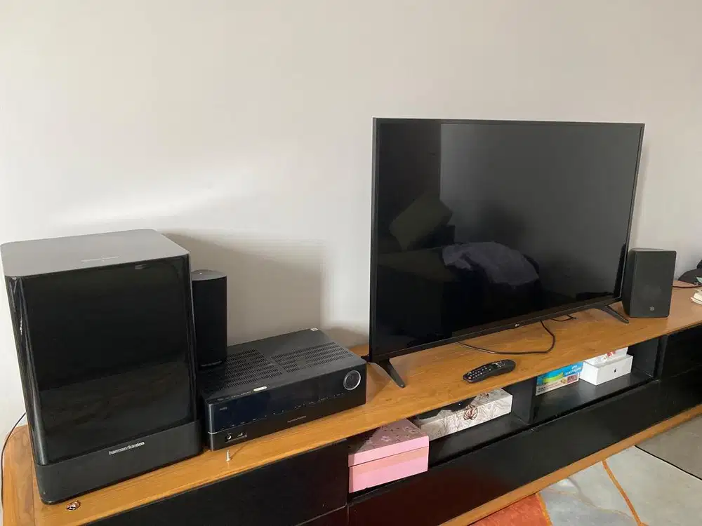 Tv lg, soobwoofer harman kardon, ampli harman kardon,