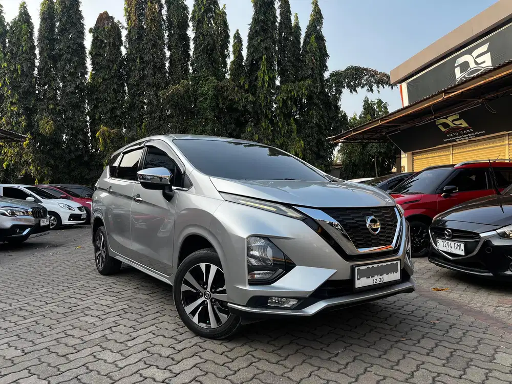 Nissan Livina VL 2019 DP 5 JT !!!