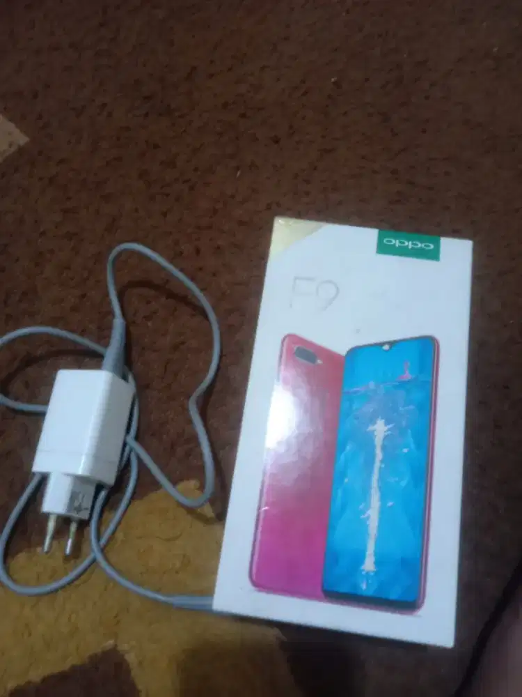 Oppo f9 lengkap batrei awet