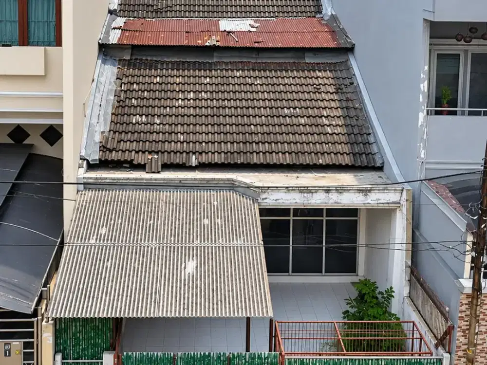 ANA RUMAH LAMA UK 7X18M DI KOMPLEK TAMAN HARAPAN INDAH THI JELAMBAR