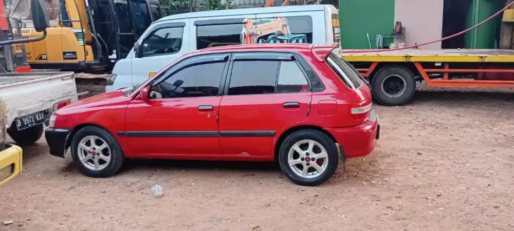 Di jual Toyota Starlet murah dan mulus