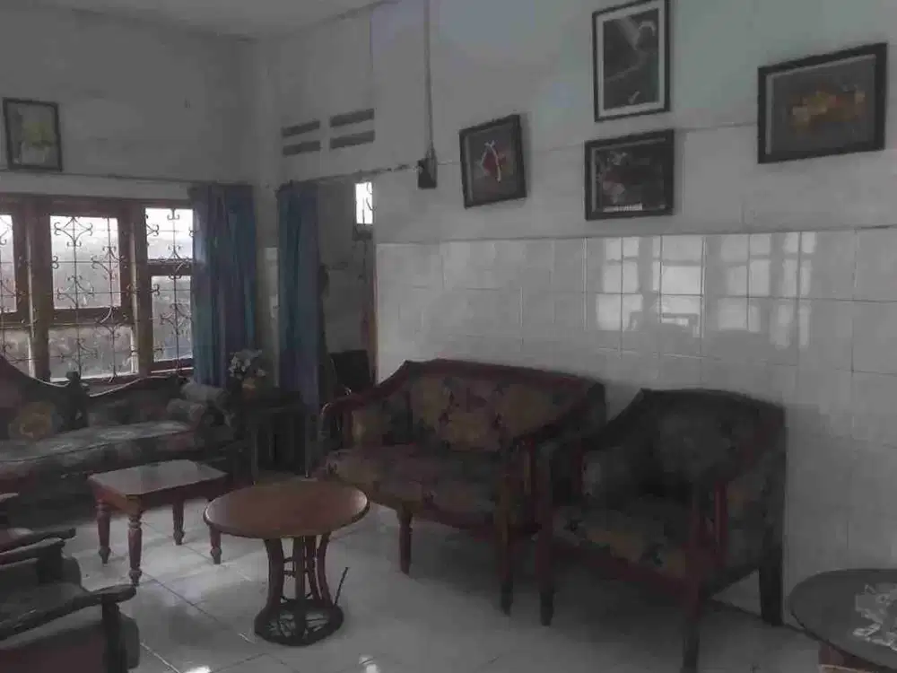 DIJUAL RUMAH KOMERSIAL RAYA MASTRIP NOL JALAN RAYA MURAH
