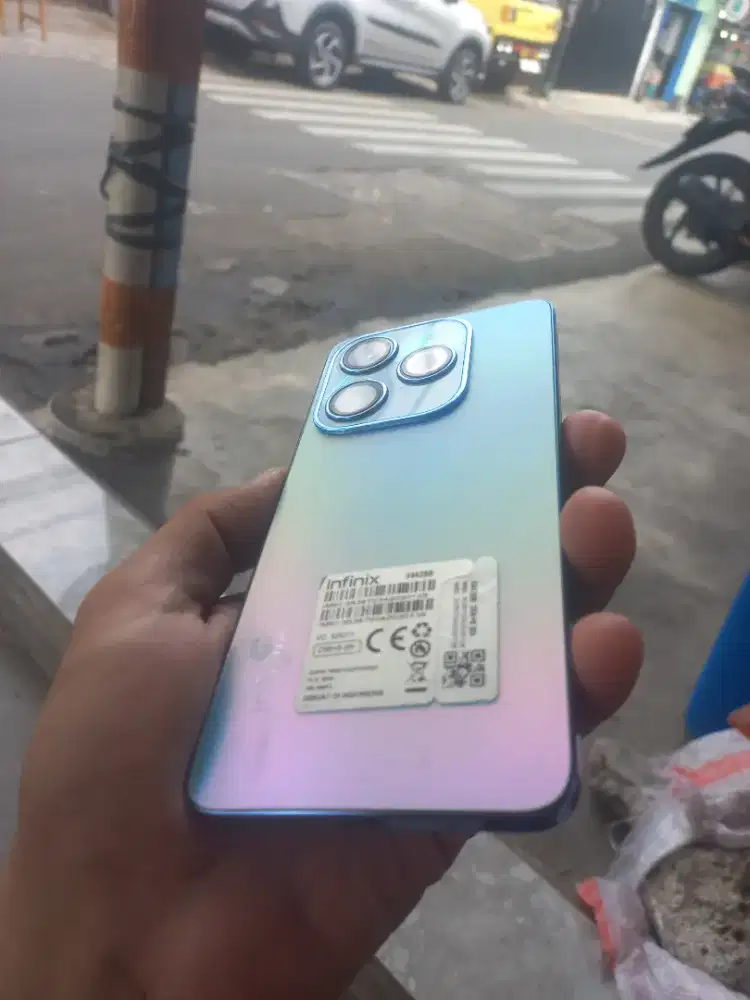 Infinix hot 40i 8+8/256 nfc