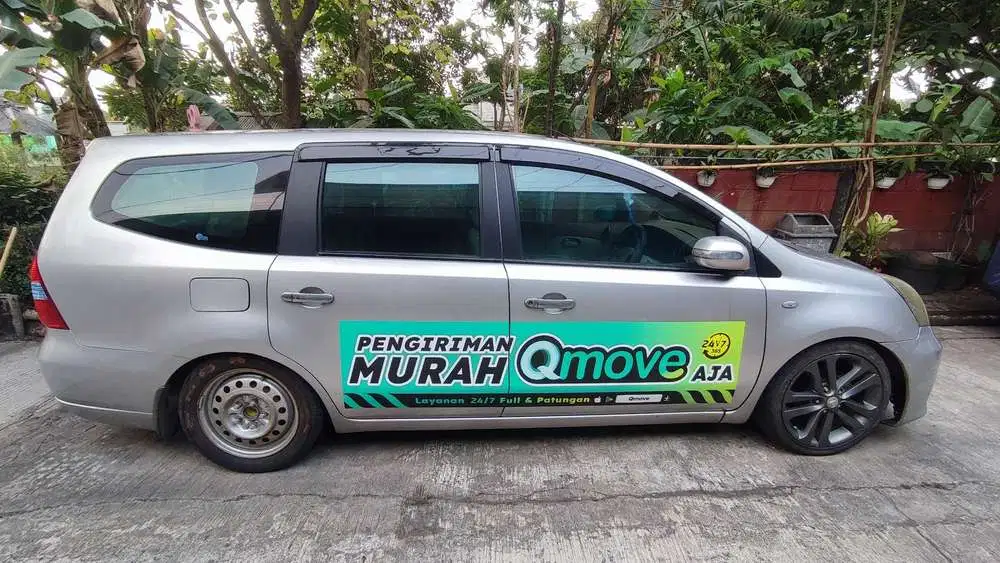 Nissan Grand livina 2010 Bensin