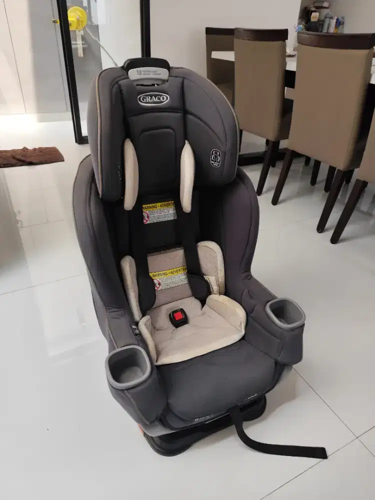 Preloved baby chair graco extend2fit