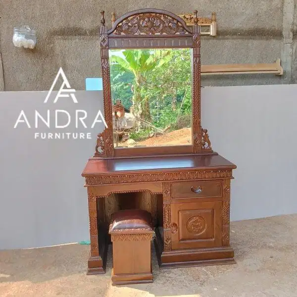 Meja rias kayu jati tanpa cacat