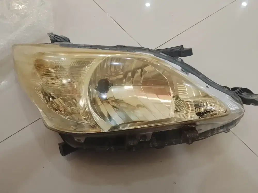 Handlamp depan Innova 2012 Original