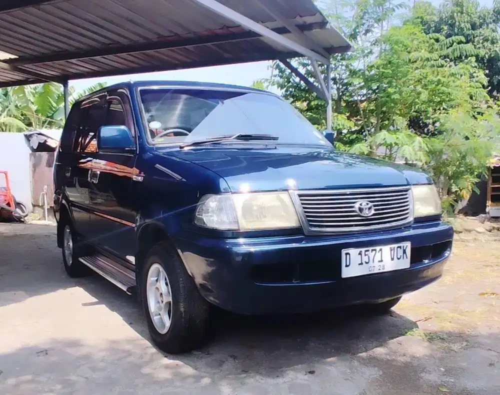 Kijang SSX 1,8 EFi injeksi MT 2001