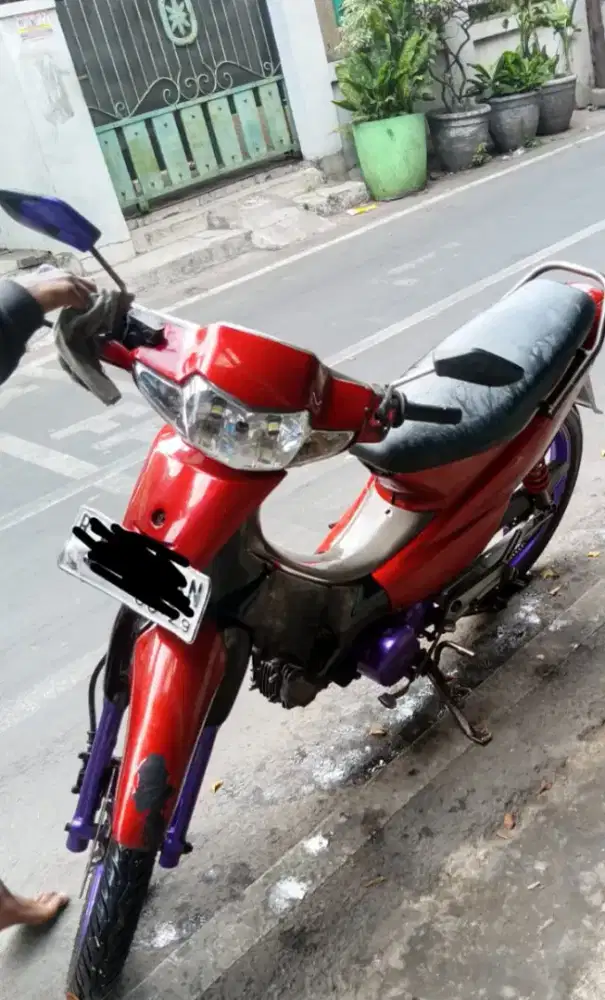 Honda Supra 2004