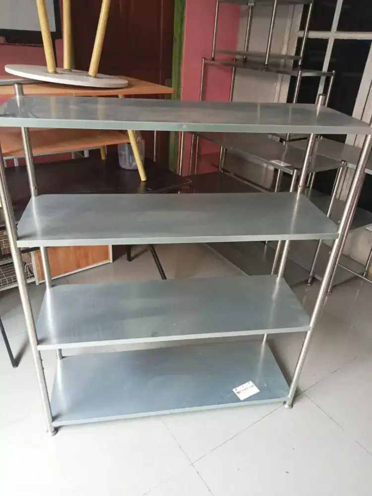 Meja stenlis baru