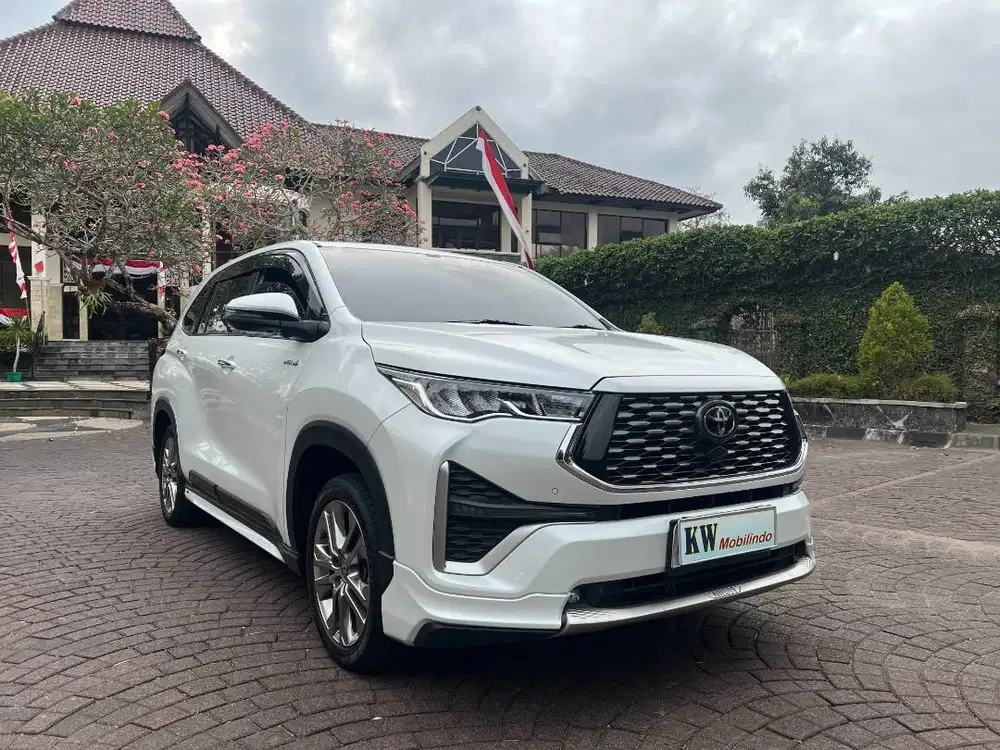 Toyota Innova Zenix Q HV CVT TSS Modellista Hybrid 2.0 AT 2023