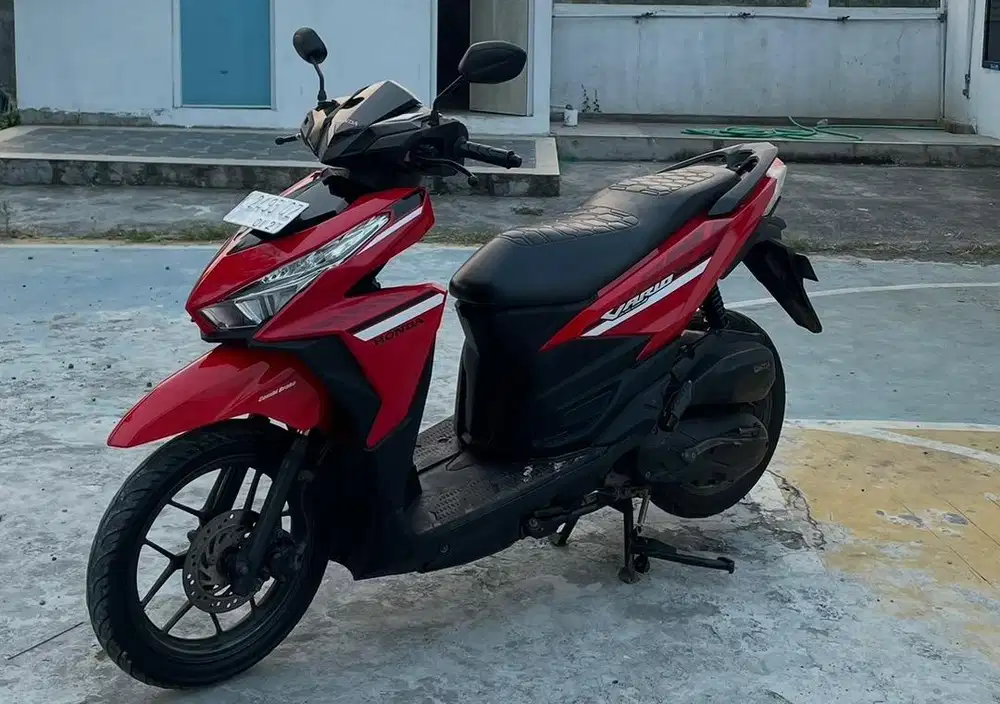 Vario 125 2017 merah