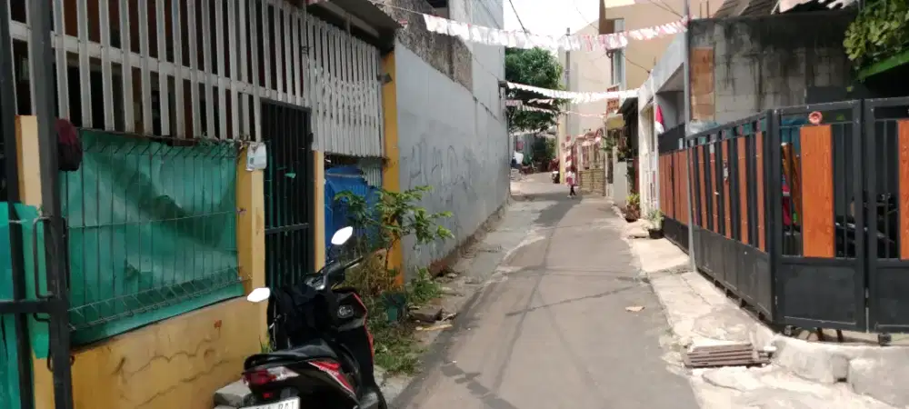 Dijual rumah d setu cipayung  jakarta timur