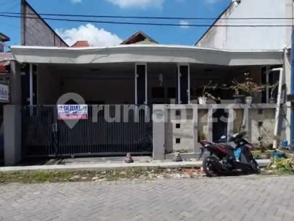 Rumah Strategis Cocok untuk Usaha