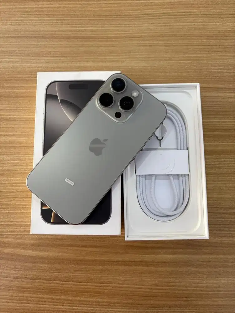 Iphone 16 Pro 256GB Ex Demolife Garansi Resmi Indonesia
