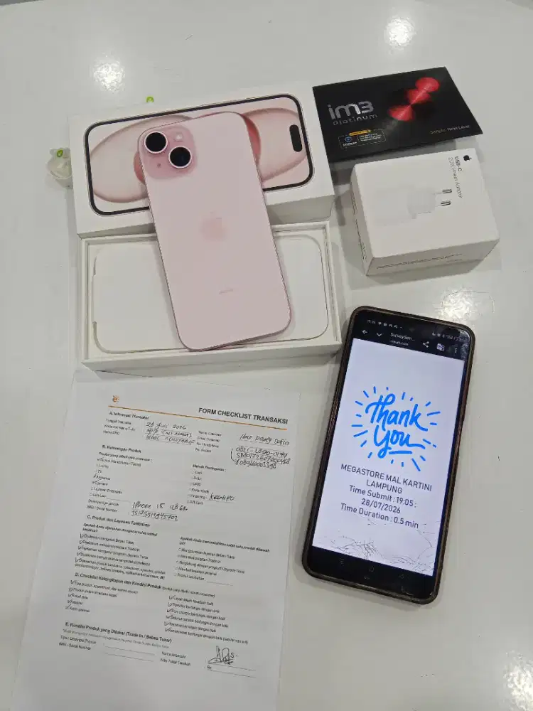 iPhone 15 Besik