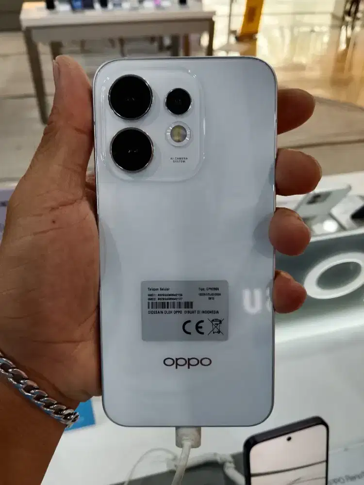 Oppo Reno 16 5G Bisa Cicilan Syarat Cuman Ktp