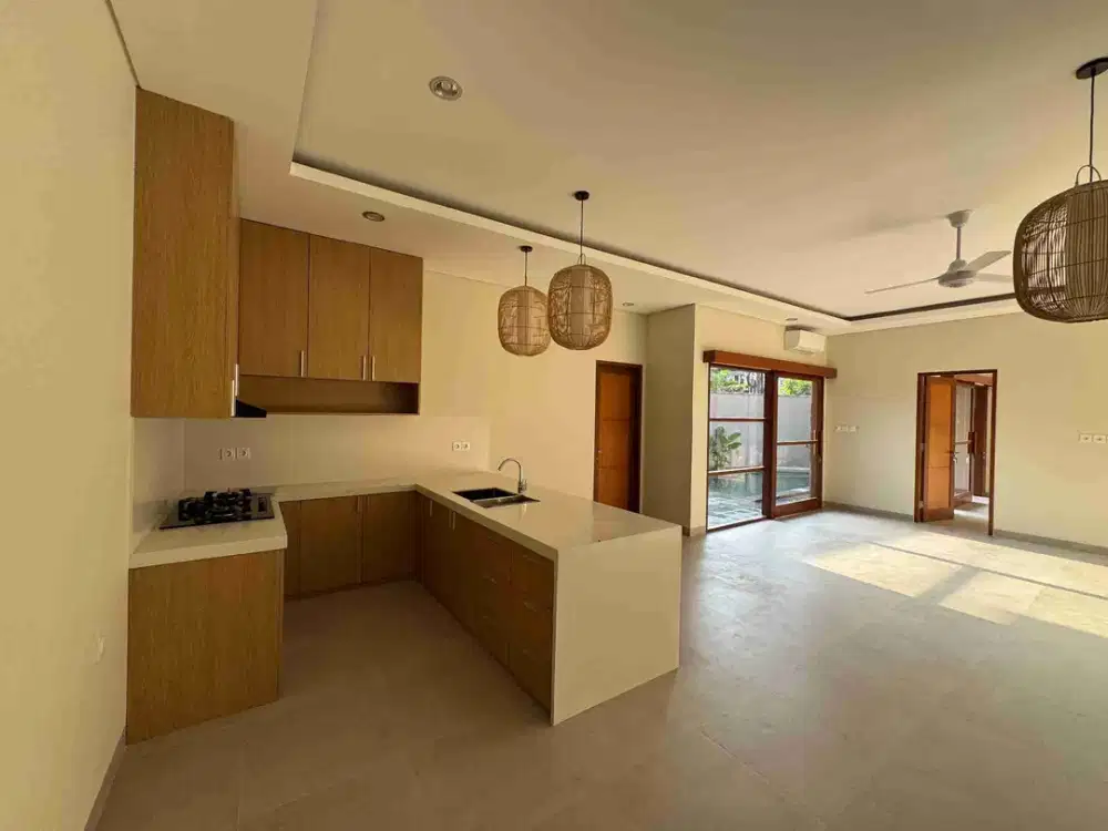 villa baru jalan sekuta sanur bali