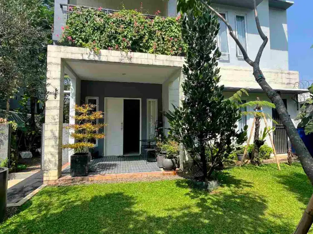 Tawar Aja! Rumah Siap Huni dan Modern di Sentul City Cluster Santorini
