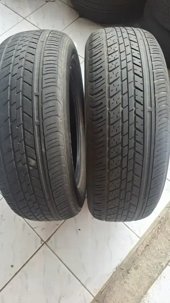Ban 225 65 17 dunlop grandtrek r17