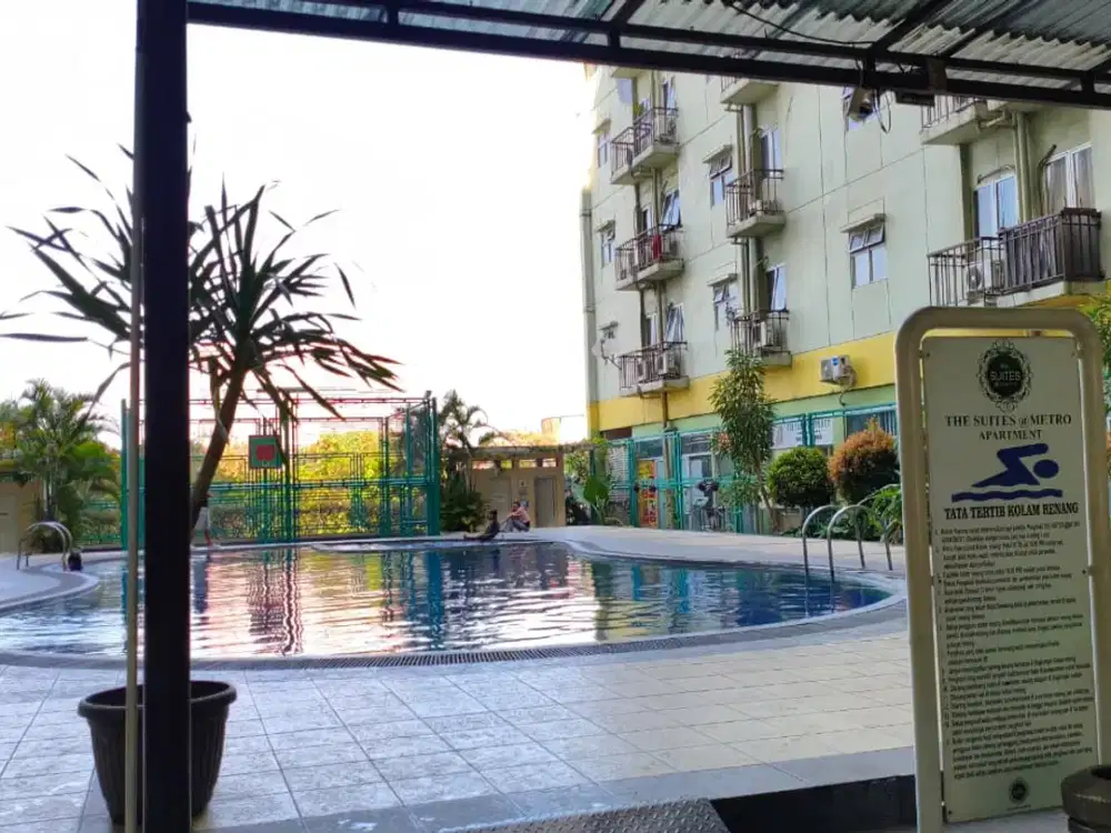 DIJUAL APARTMEN THE SUITES METRO FURNISHED LOKASI STRATEGIS COCOK UNTUK INVESTASI