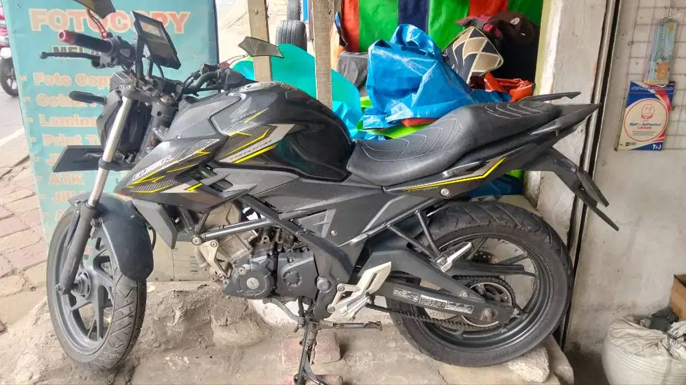 Jual cepat motor bekas CB150R bisa nego