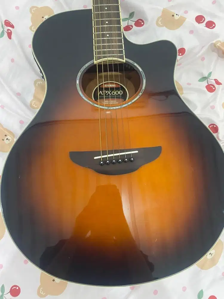 Jual gitar cepat