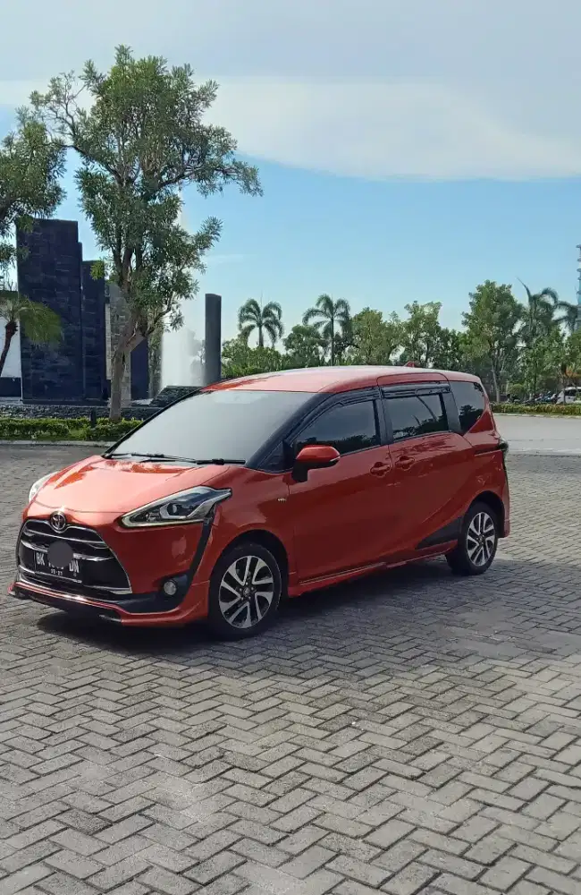 Toyota Sienta Q Cvt Automatic 2016