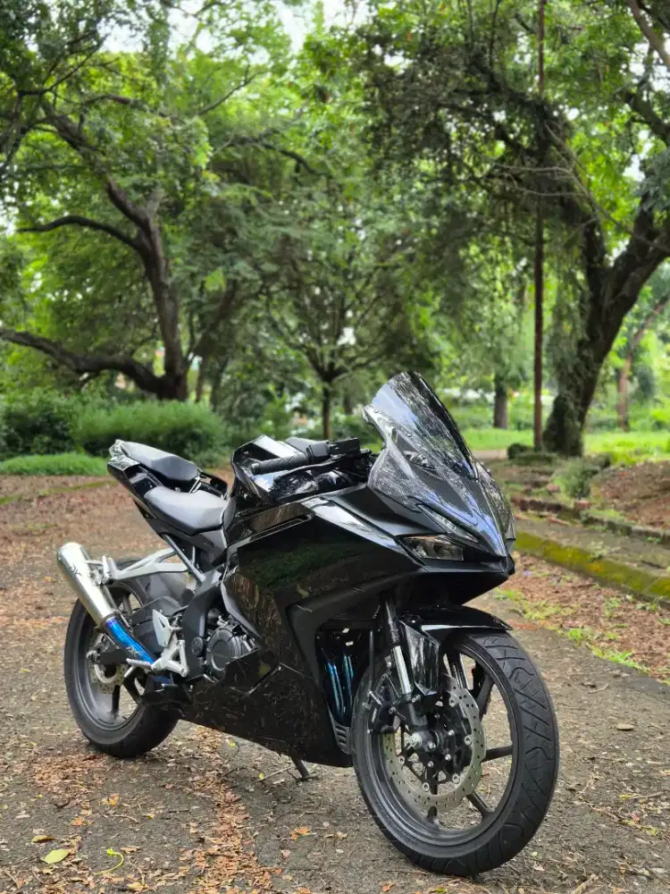 CBR 250RR Black freedom 2024