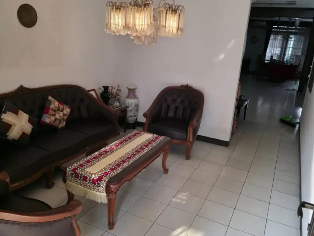 Rumah 2 Lantai di Jl. Sukamulya Indah, Pasteur Kota Bandung