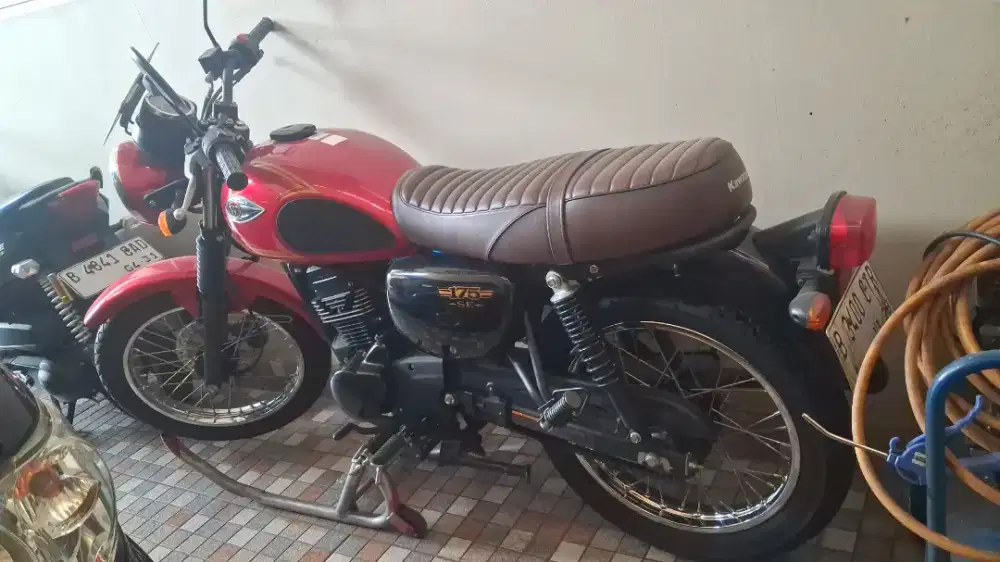 Kawasaki W175SE