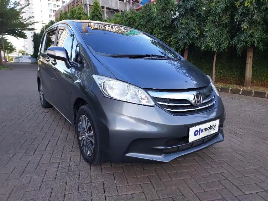 DP MURAH Honda Freed 1.5 S Bensin-AT 2015 Abu CVMMB