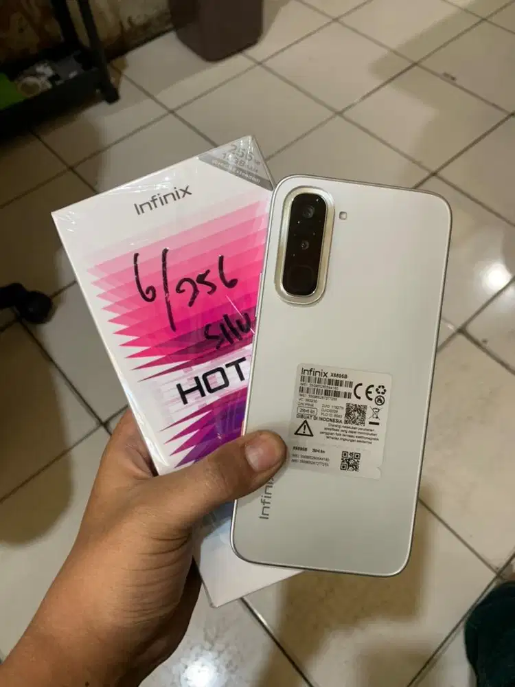 Infinix hot 70 6/256