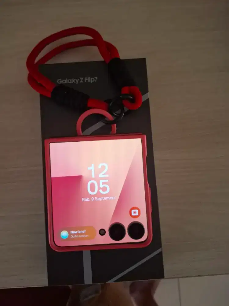 Samsung Galaxy Z flip 7 12/256