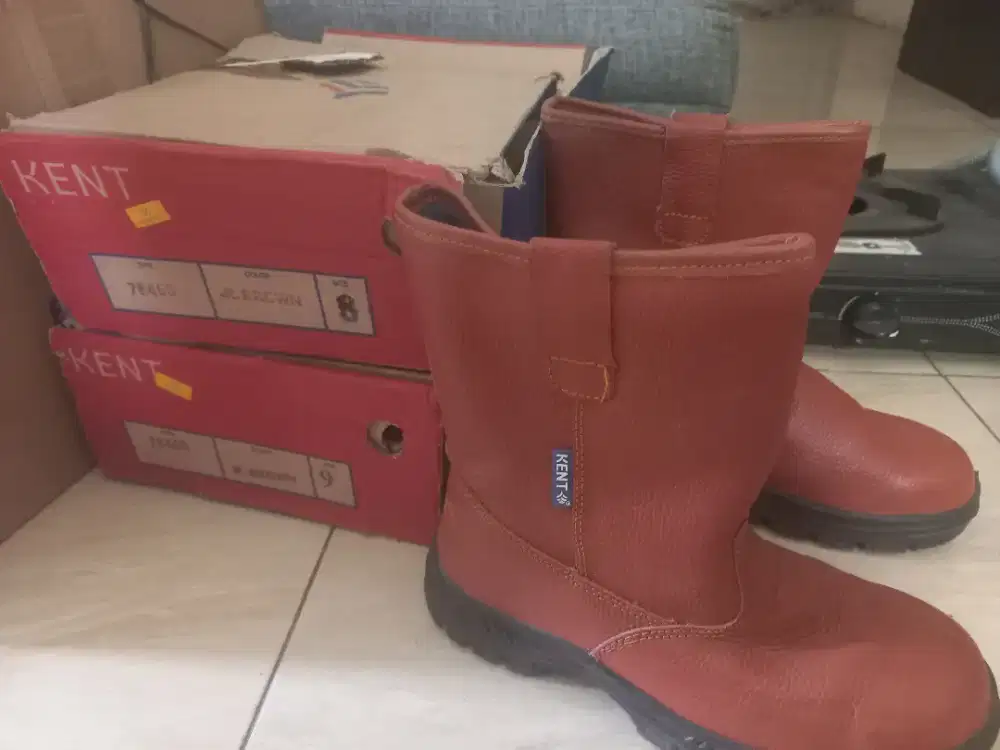 sepatu safety merk KENT