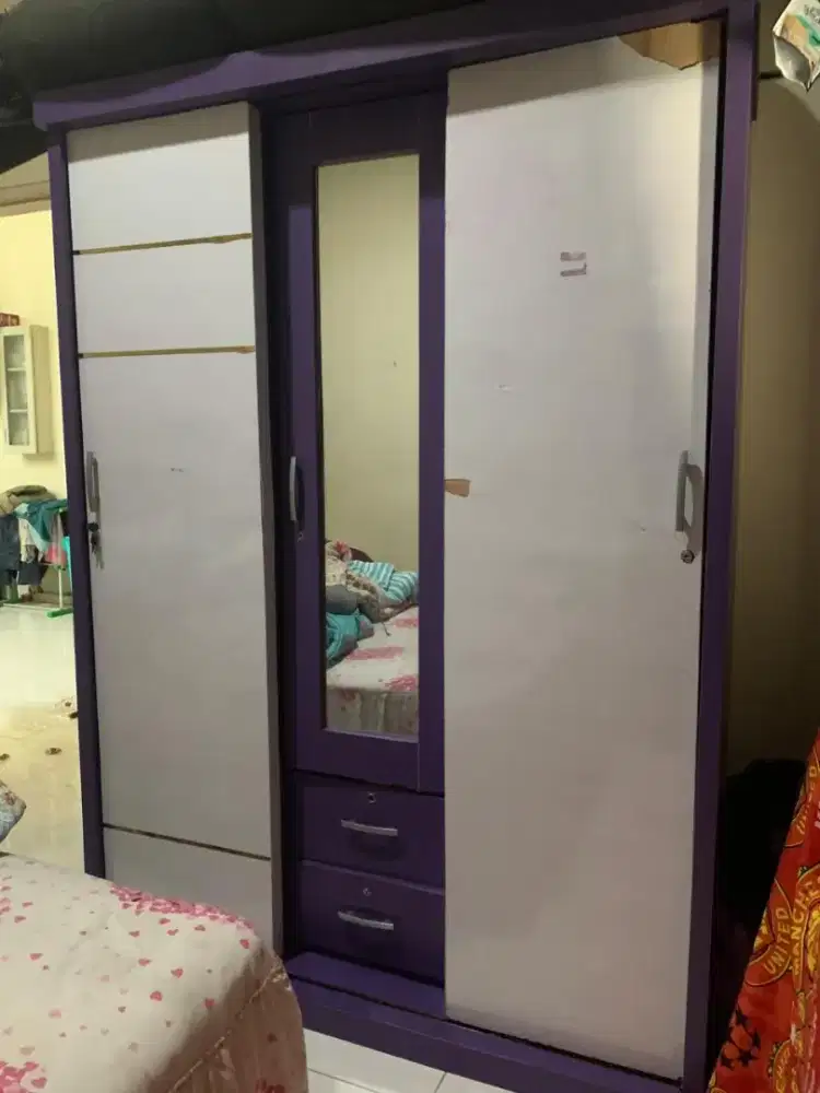 Lemari baju masih bagus
