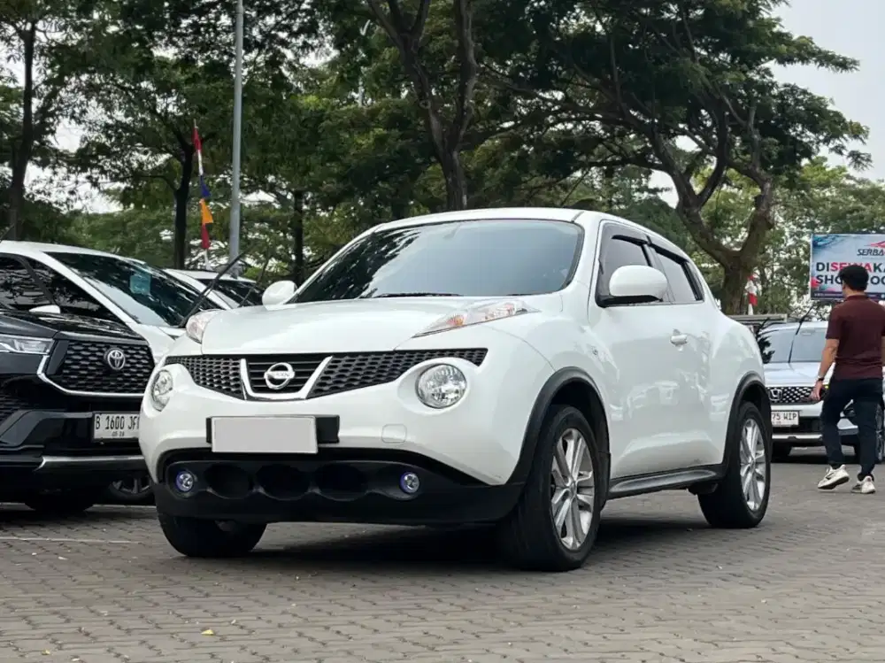 [ LOW KM ] NISSAN JUKE RX 1.5 AT MATIC 2012 PUTIH