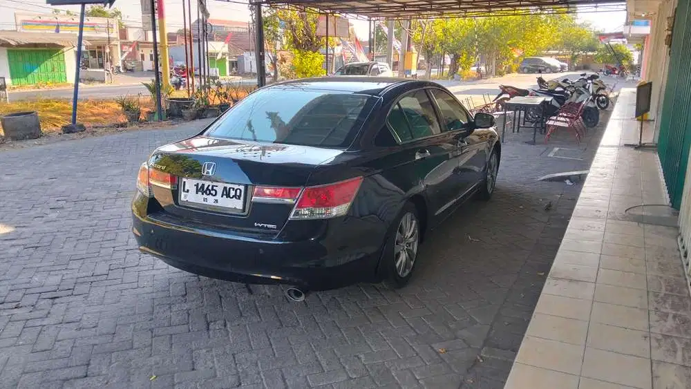 Honda Accord 2011 Bensin