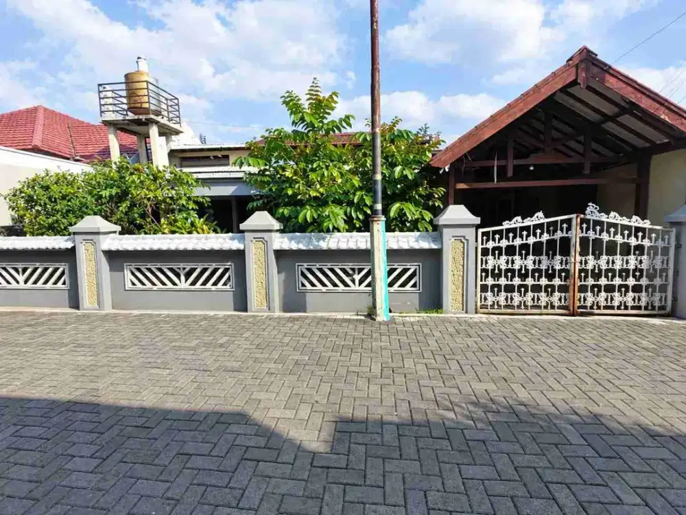 Jual Rumah Lama Tengah Kota Di Pusponjolo Semarang