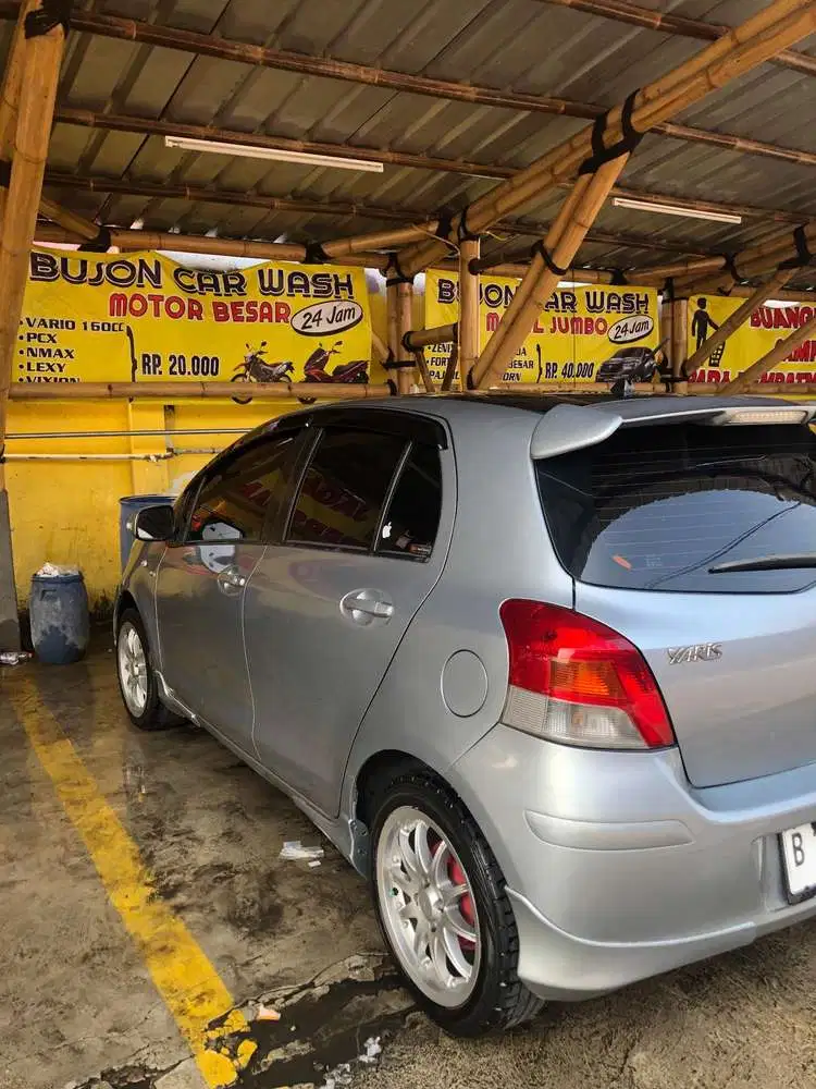 Toyota Yaris 2011 Bensin