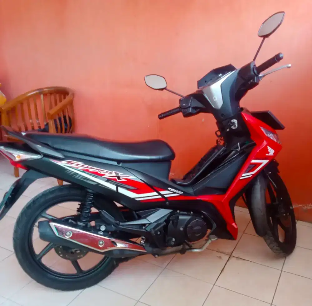 Jual motor Honda Supra x 125 tahun 2023