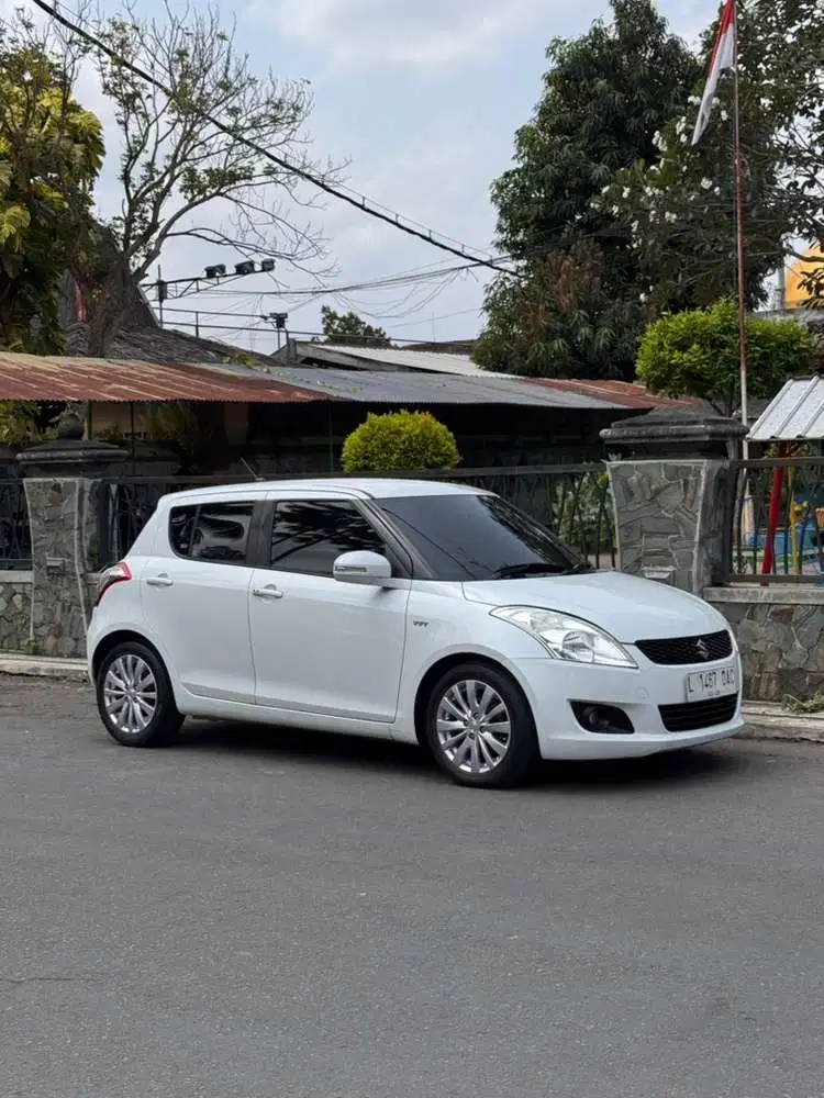 Suzuki Swift 2013 Bensin