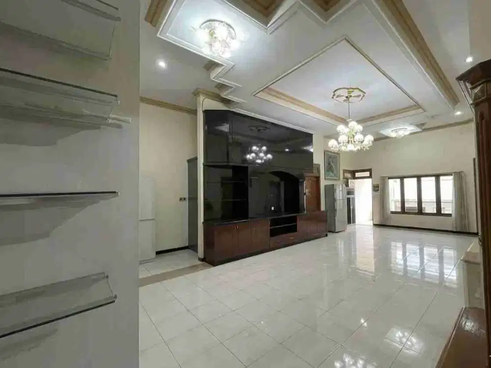 rumah besar jalan 10 m di simandaran sawojajar dekat grand permata jingga dan jalan tol