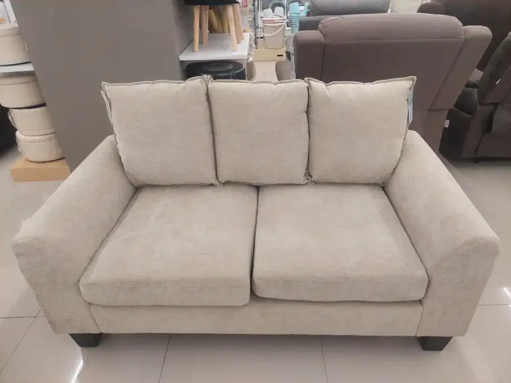 Morris sofa 2 seater