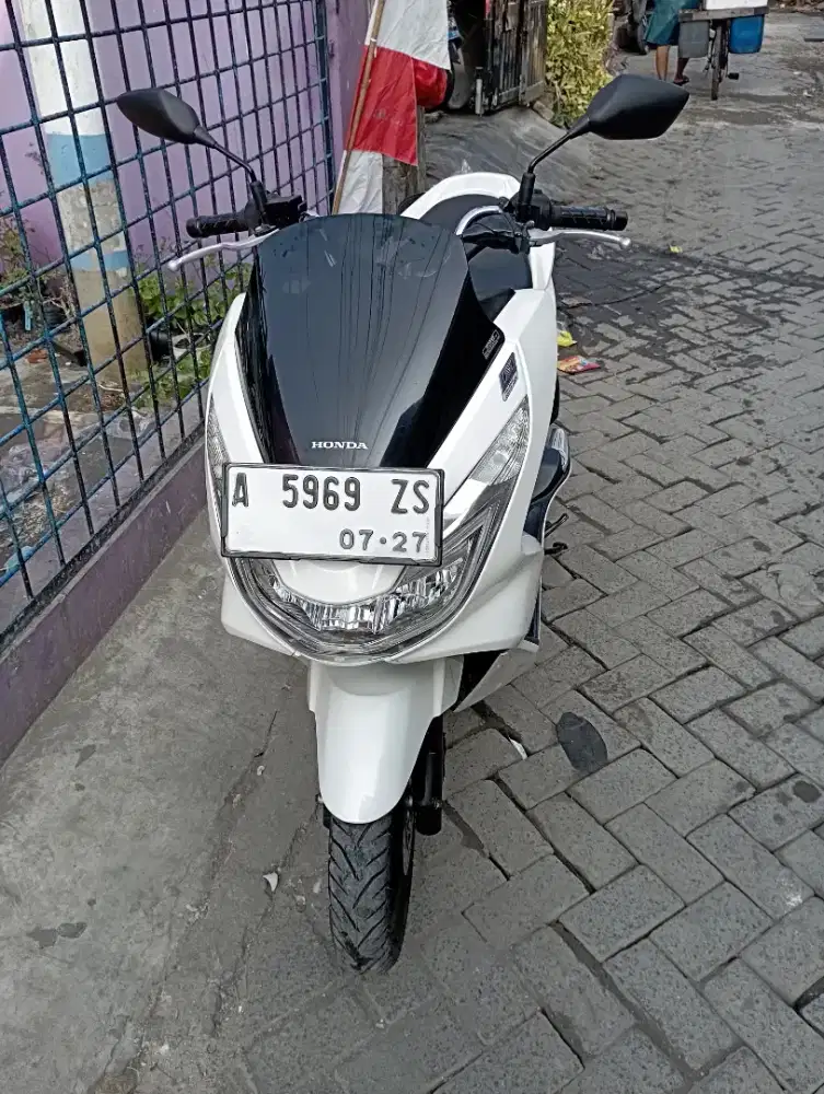 Honda pcx cbu vietnam sport pajak panjng  siap pakai